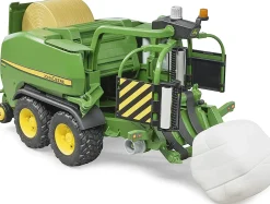 Bruder John Deere Wrapping Baler C441R, 09819