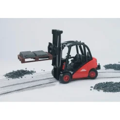 Bruder Linde H30D Fork Lift with Pallet
