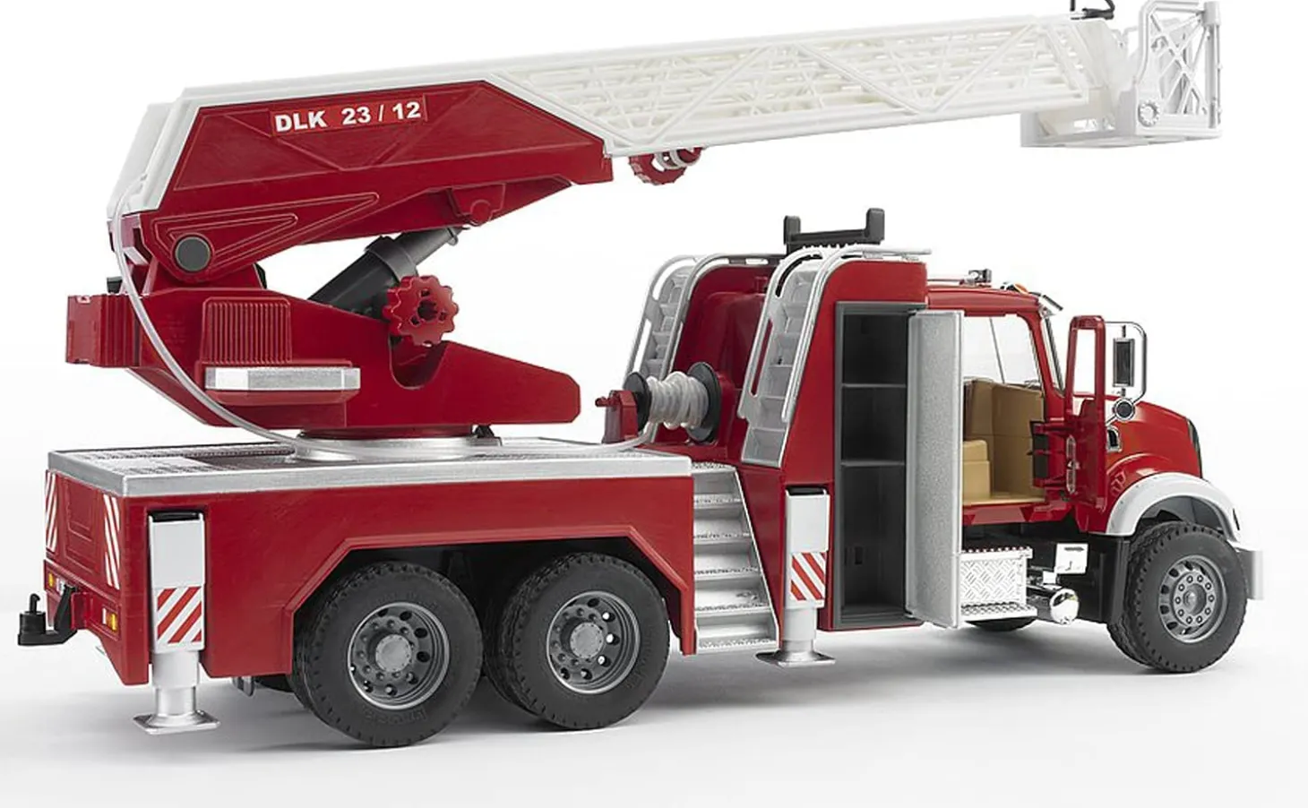 Bruder MACK Granite Fire Engine with Water Pump, 02821
