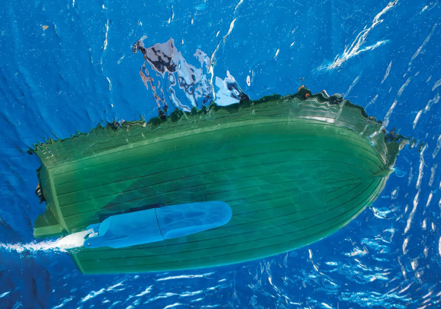 Pirate Ship with Underwater Motor
