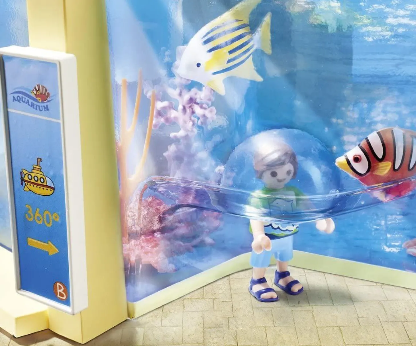 Playmobil Family Fun Aquarium Building Set