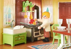 Playmobil Spirit Riding Free Lucky's House Playset