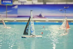 Playsteam Voyager 280 Motor-Power RC Sailboat - 14 in, Green